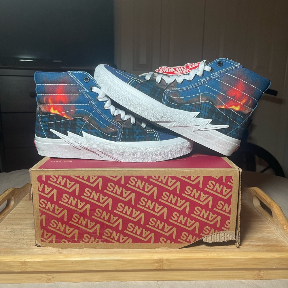 Vans Big Reveal Classics Navy Sk8-Hi Bolt